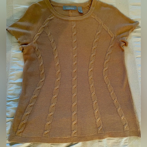 *FREE* 🆓 add on*Liz Claiborne 100% cotton pullover - Picture 1 of 4